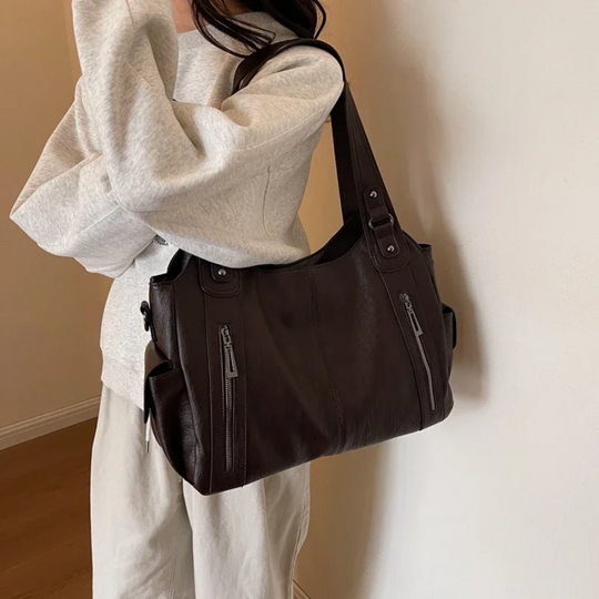 Stilvolle Lederhandtasche Mit Reißverschluss
