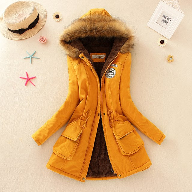 Damen Winterparka mit kuscheligem Teddyfutter, tailliertem Kordelzug und abnehmbarer Kapuze Shop Nory