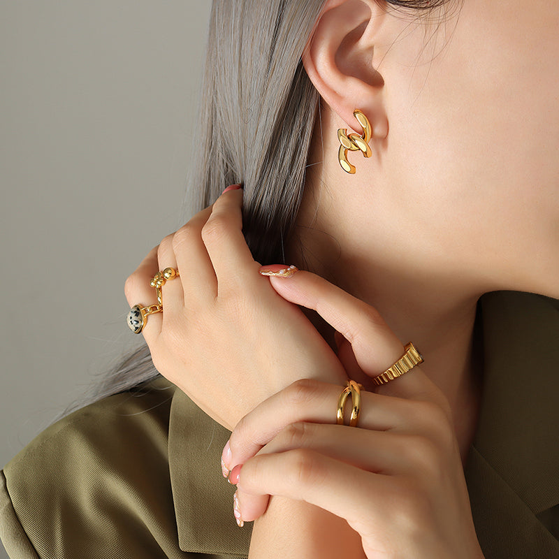 Subtil, aber stilvoll c-kette halblink goldbeschichtete Ohrringe *großartige Geschenkidee* | Shop Nory