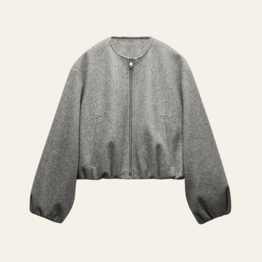 Bomberjacke Im Trendigen Stil