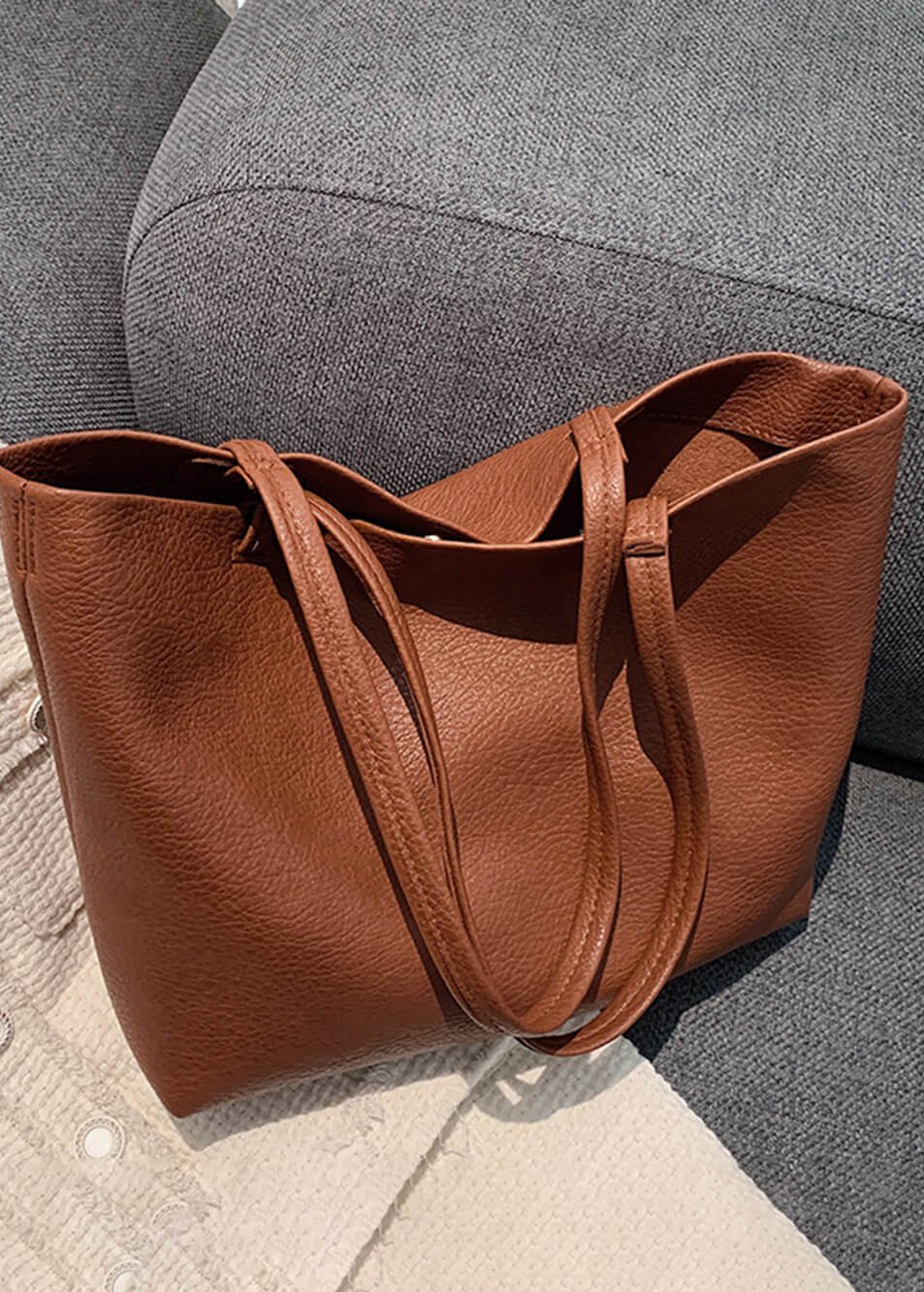 Geräumige Damen Schultertasche Aus Weichem Leder