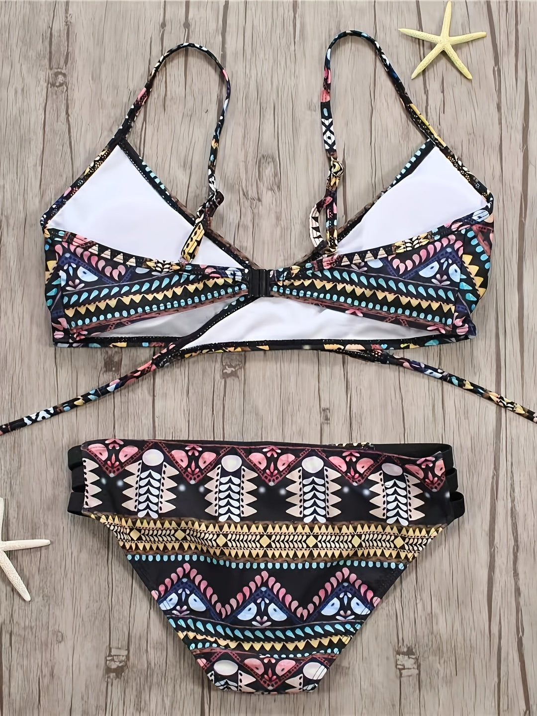 Boho Bikini Set Zwei Teile mit Hoher Taille und Tribal-Muster, Ohne Träger
