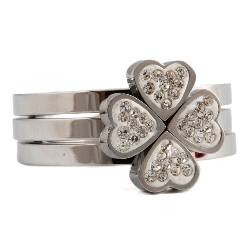 Damen Ring mit Herzdesign und strahlenden Zirkonia Shop Nory