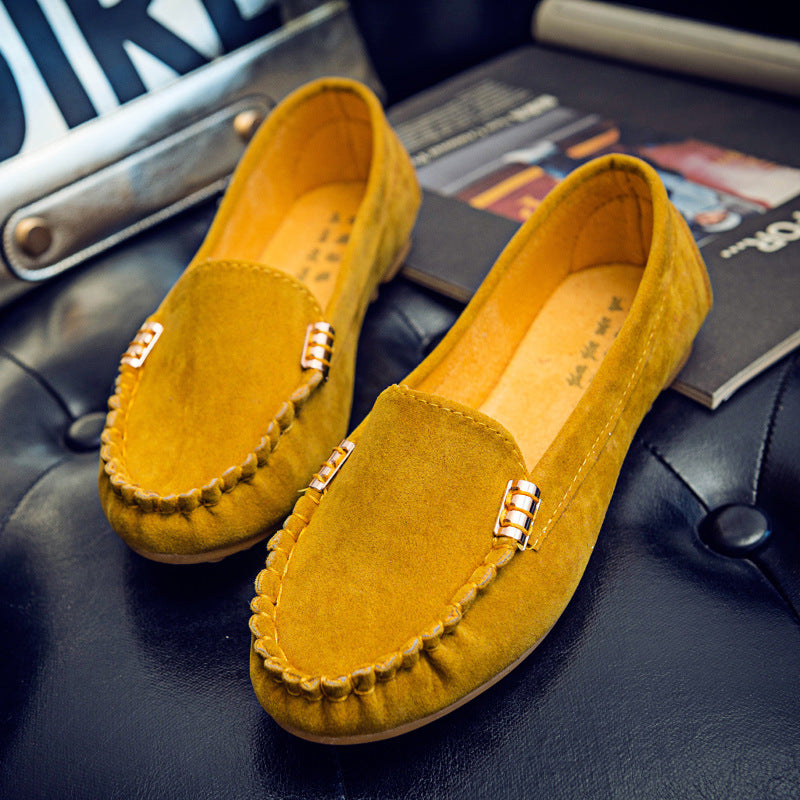 Damen Veloursleder-Mokassin mit profiliertem Gummisohlen-Design und Ziernaht Shop Nory