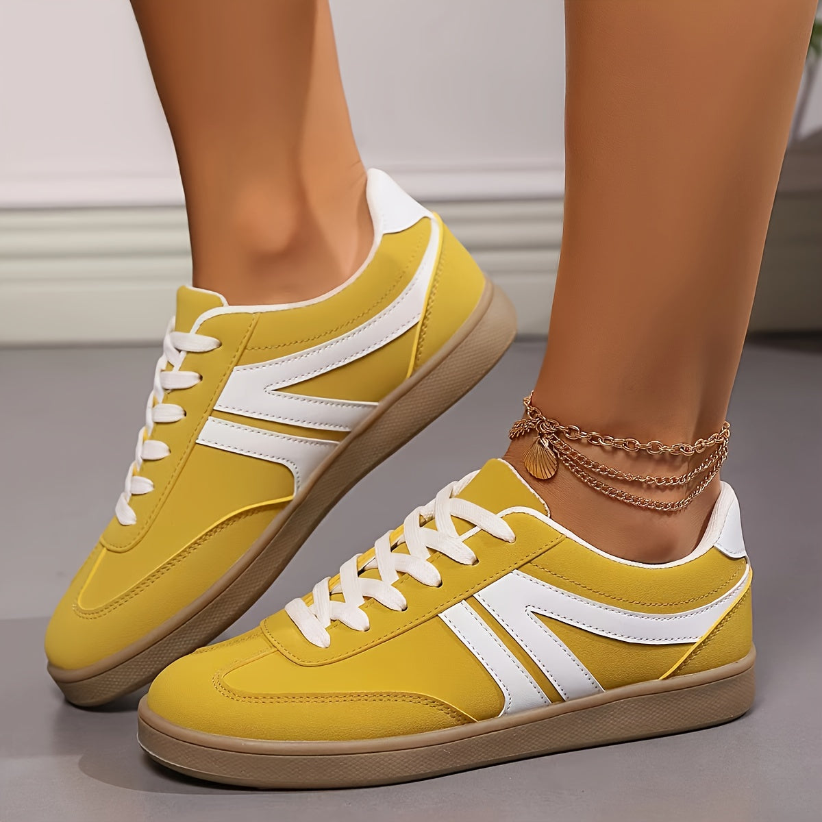 Bequeme Damensneaker In Einfarbigen Farben