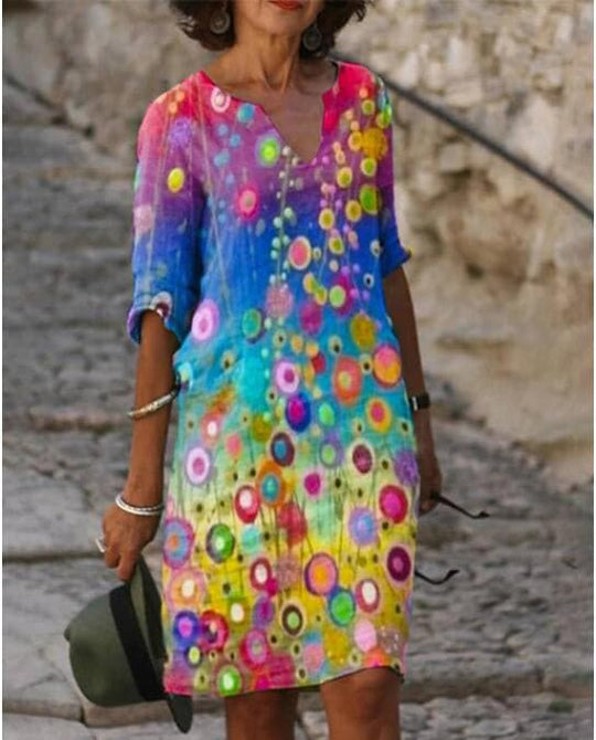 Hochwertige Kleider mit Designermotiven