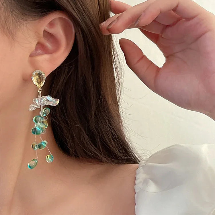 Kristall-Blumen-Quastenohrringe – Sophia | Shop Nory