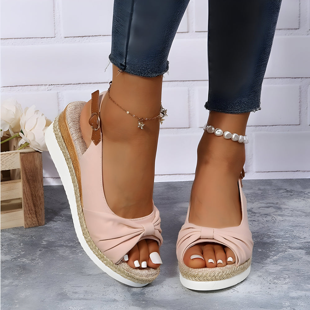 Orthopädische Keilsandalen mit Peep Toe