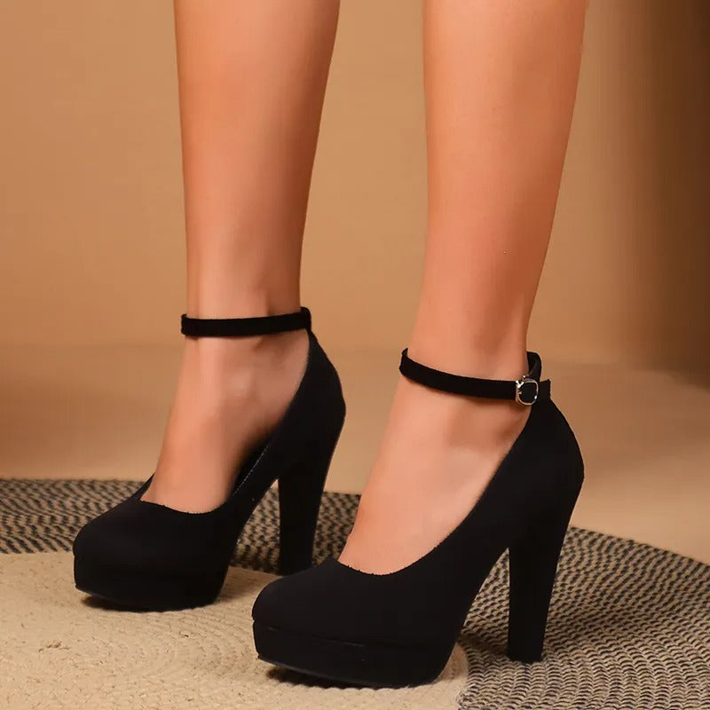 Elegante und Verführerische Hochhackige Schuhe
