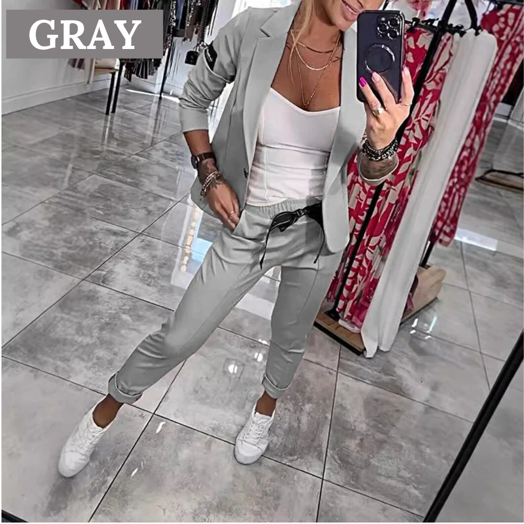 2-Teiliges Set Bestehend Aus Einem Lässigen Blazer und Einer Hose