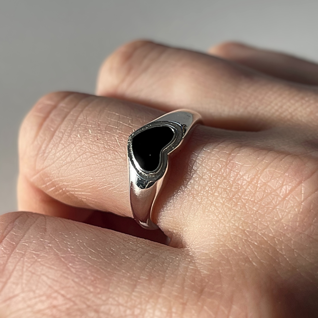 Silver Black Heart Ring | Shop Nory