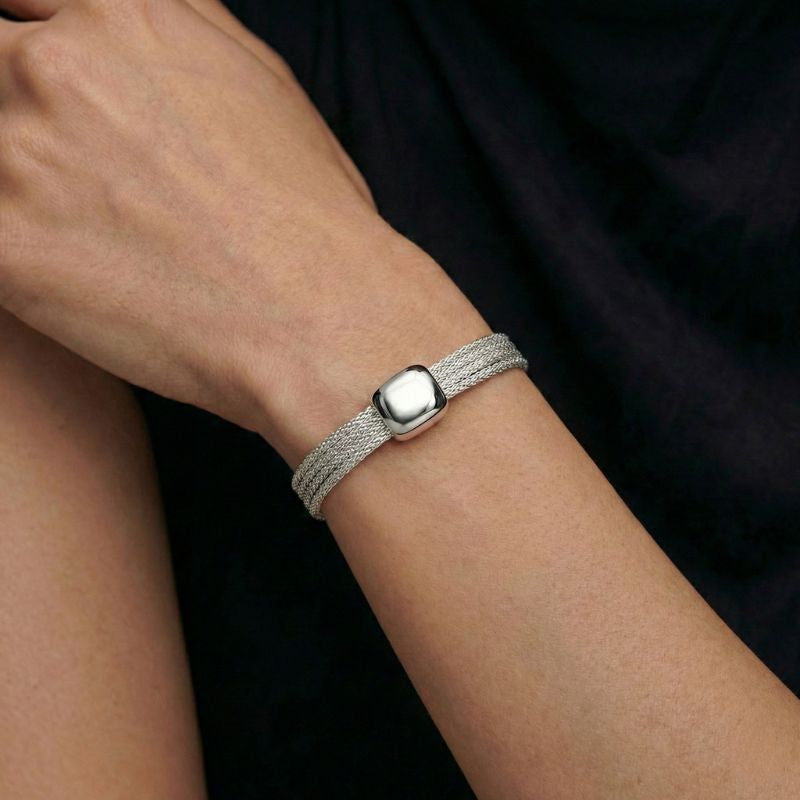 Damen Geflochtenes Armband mit Glattem Mittelteil in Silberoptik | Shop Nory