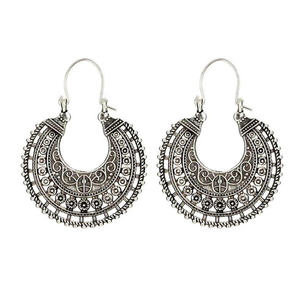 Damen Silber Bohemian Retro Florale Cutout Runde Rad Ohrringe | Shop Nory