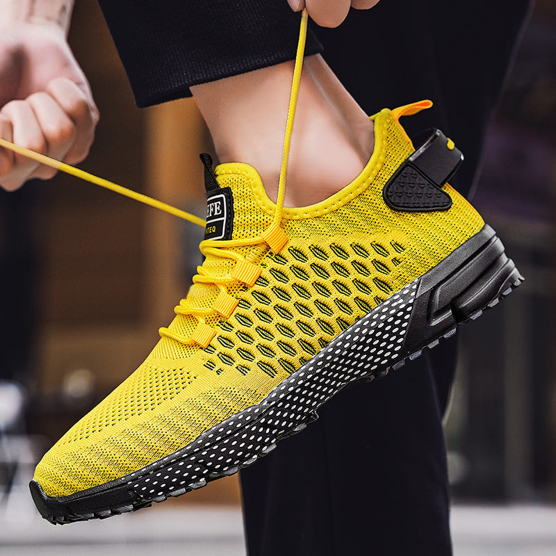 Atmungsaktive Turnschuhe aus Mesh