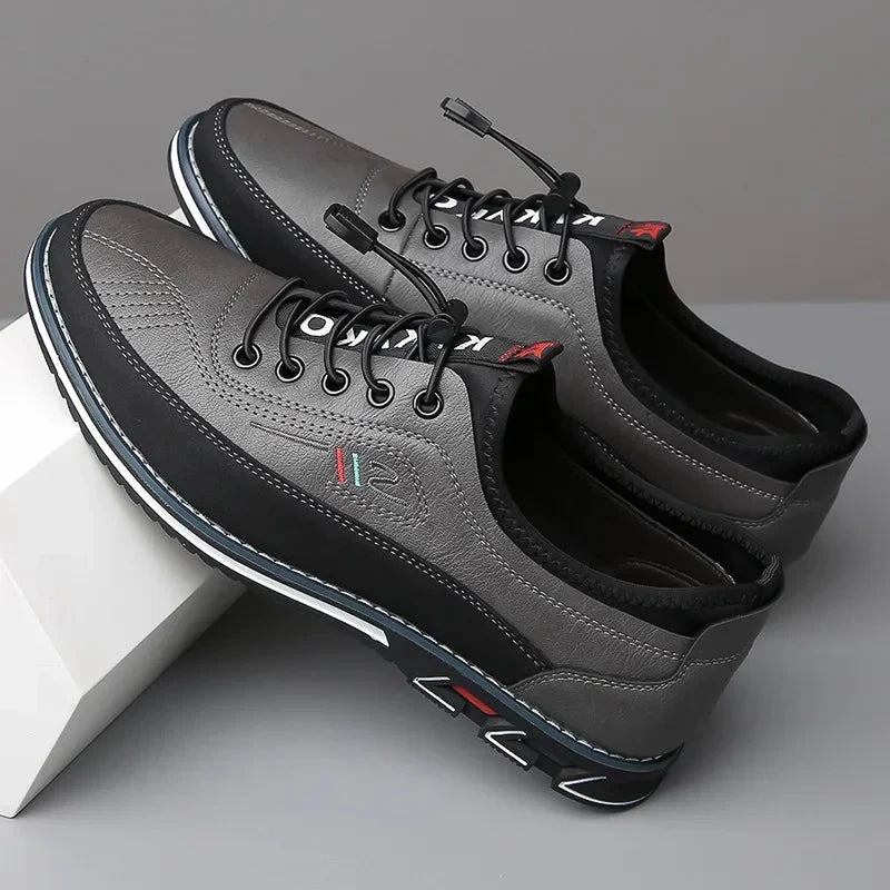 Klassische orthopädische Schuhe für Männer