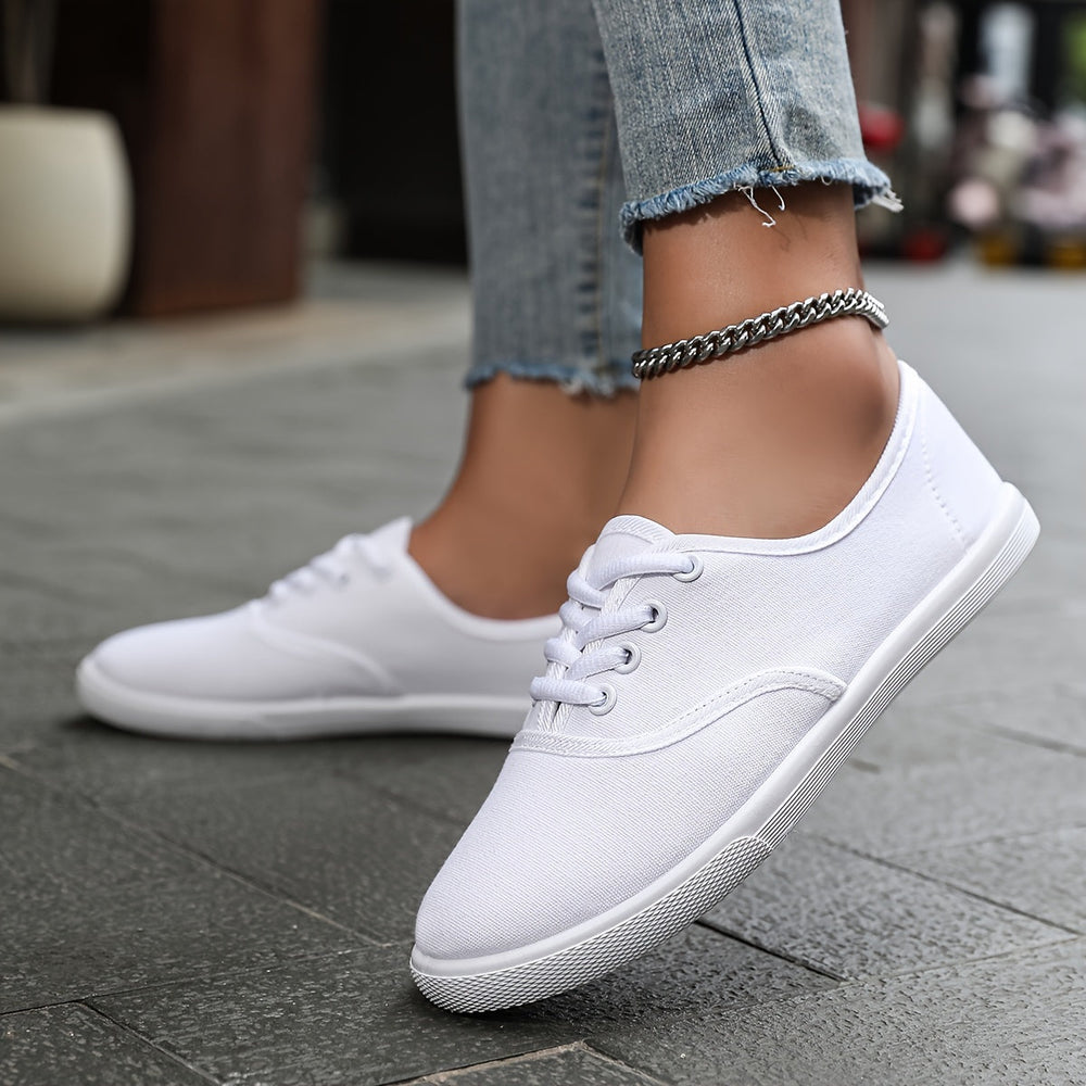 Bequeme Niedrige Canvas Sneakers In Weiß