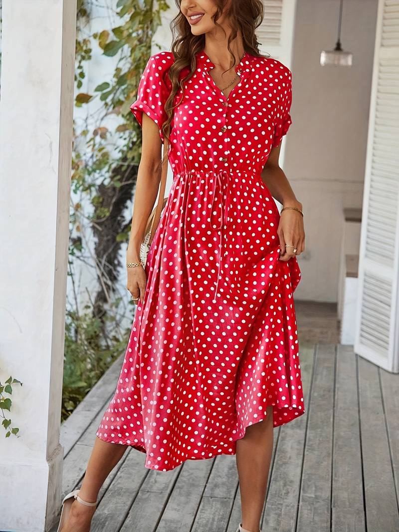 A-linien-kleid mit polka-dot-print und v-ausschnitt