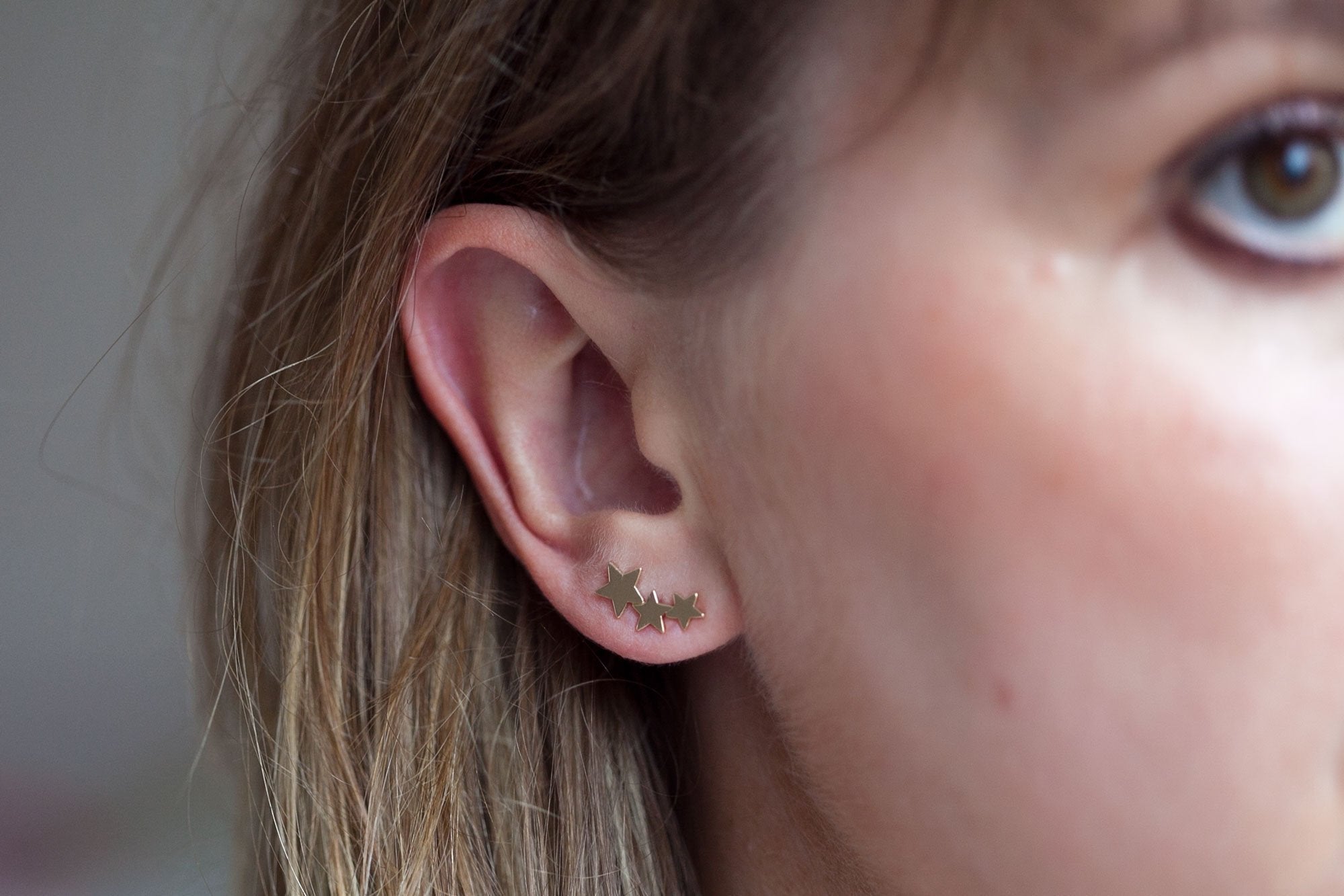 Ohrstecker mit 3 Sternen vergoldet - Ohrklemme für Damen | Shop Nory