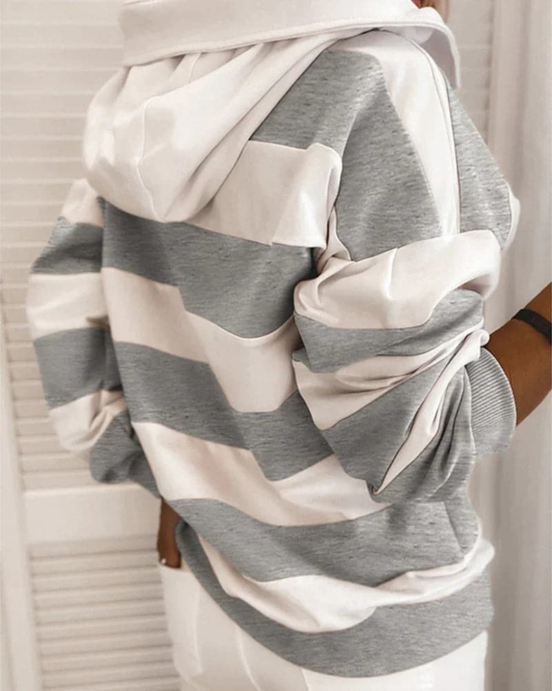 Hoodie Strickdetails Lockere Passform Weiche Materialien
