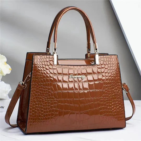 Frauen glänzende handtasche