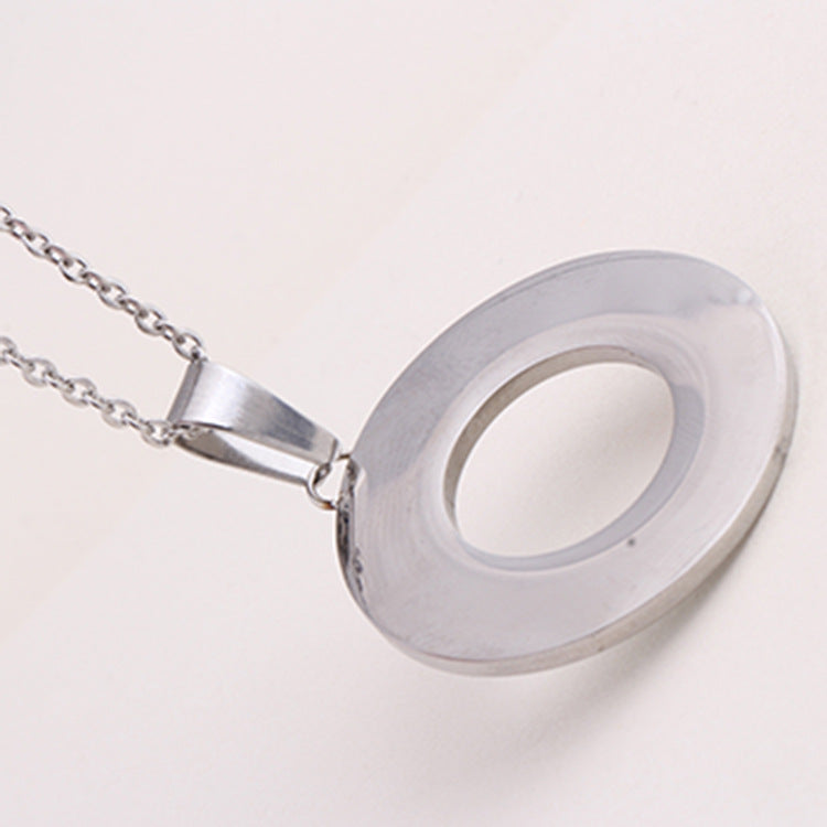 Damen Anhänger mit edlem Muscheldesign und funkelnden Steinen Shop Nory