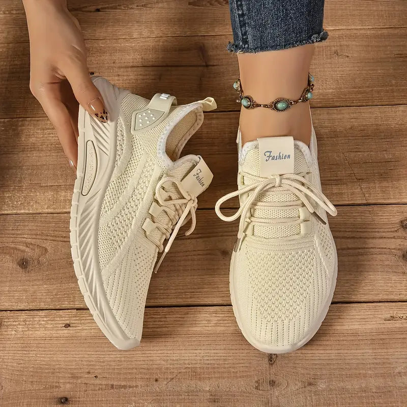 Leichte, bequeme orthopädische Sportschuhe für Damen