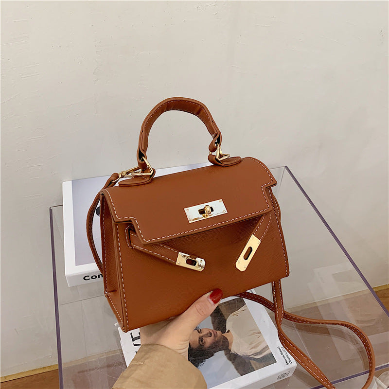 Eine Seitliche Schultertasche Im Western-Stil