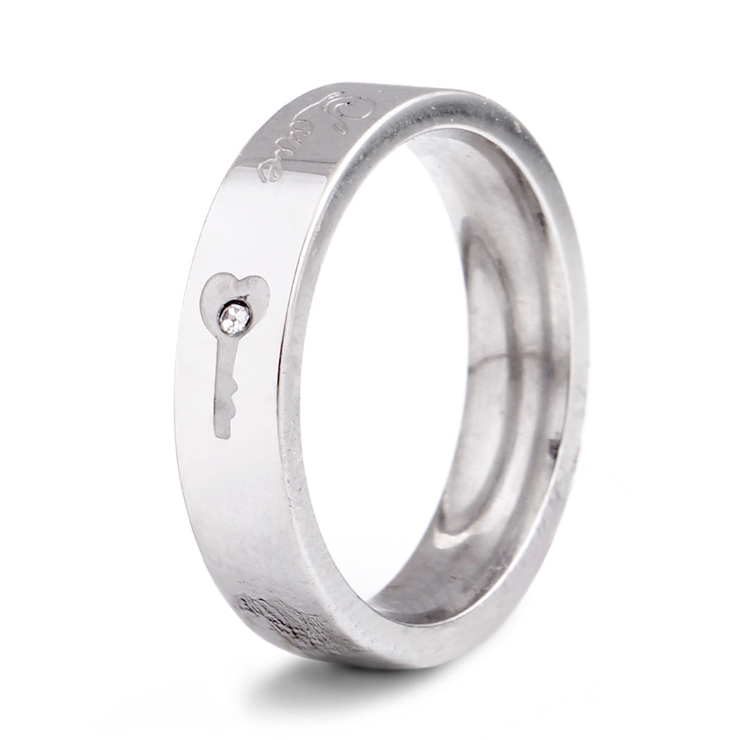 Damen Ring mit herzförmigem Schlüsselmotiv und funkelndem Zirkonia Shop Nory