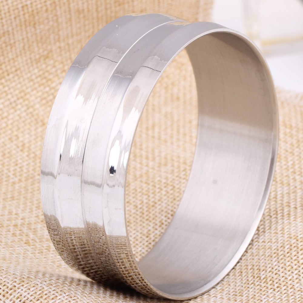 Damen Edelstahlarmband mit modernes, poliertes Design Shop Nory