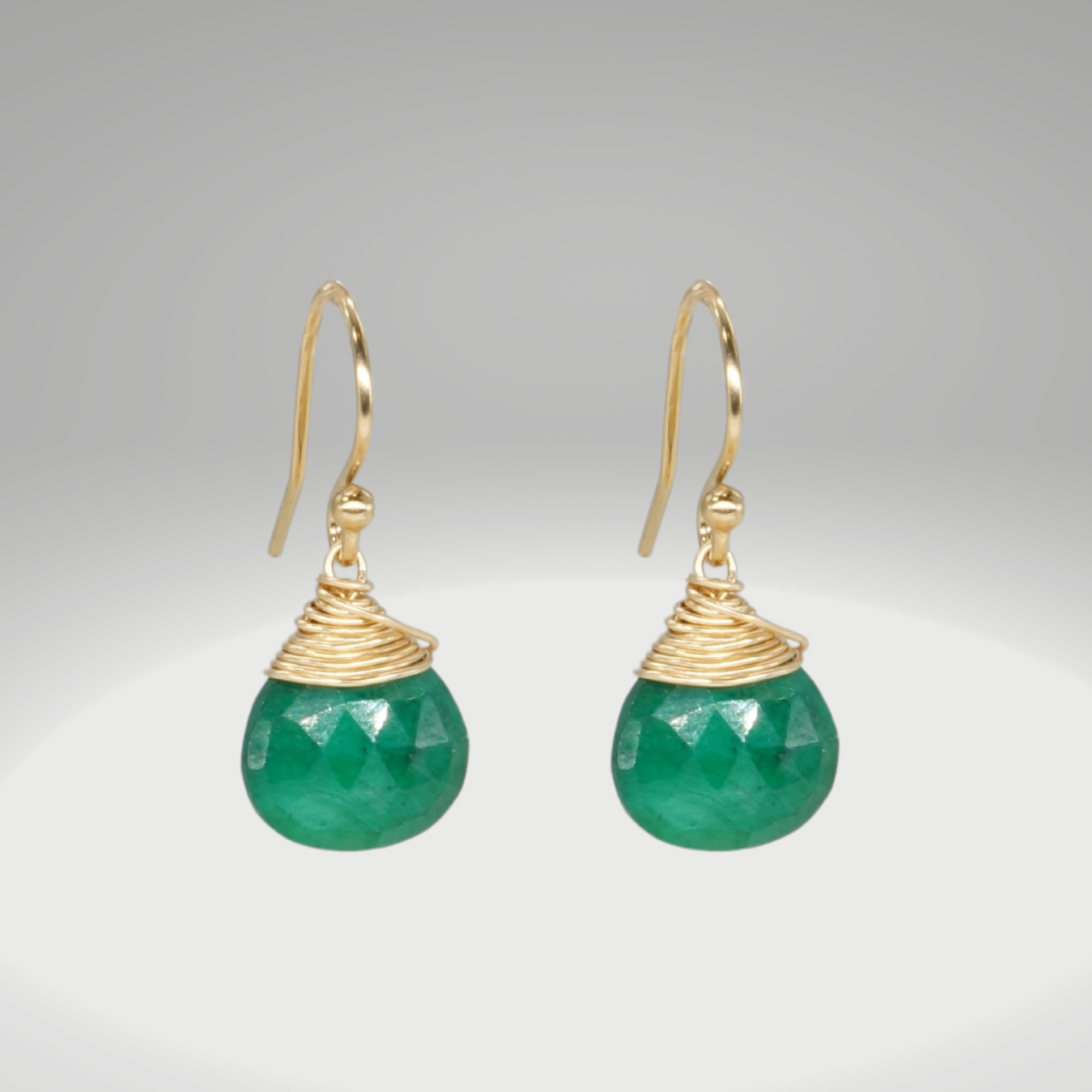 Einfache Edelstein-Geburtsstein/Zodiac-Ohrringe | Shop Nory