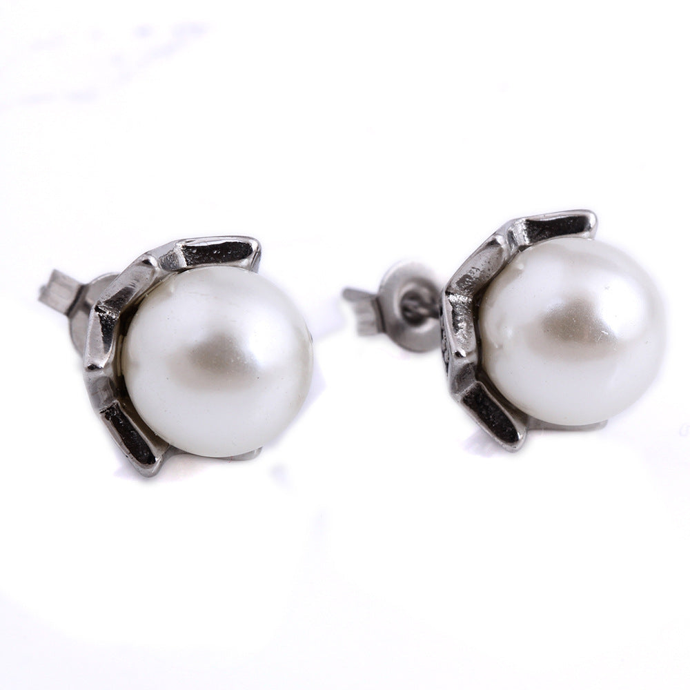 Damen Ohrstecker mit eleganten Perlen und zeitlosem Design Shop Nory