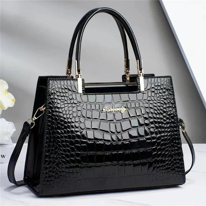 Frauen glänzende handtasche