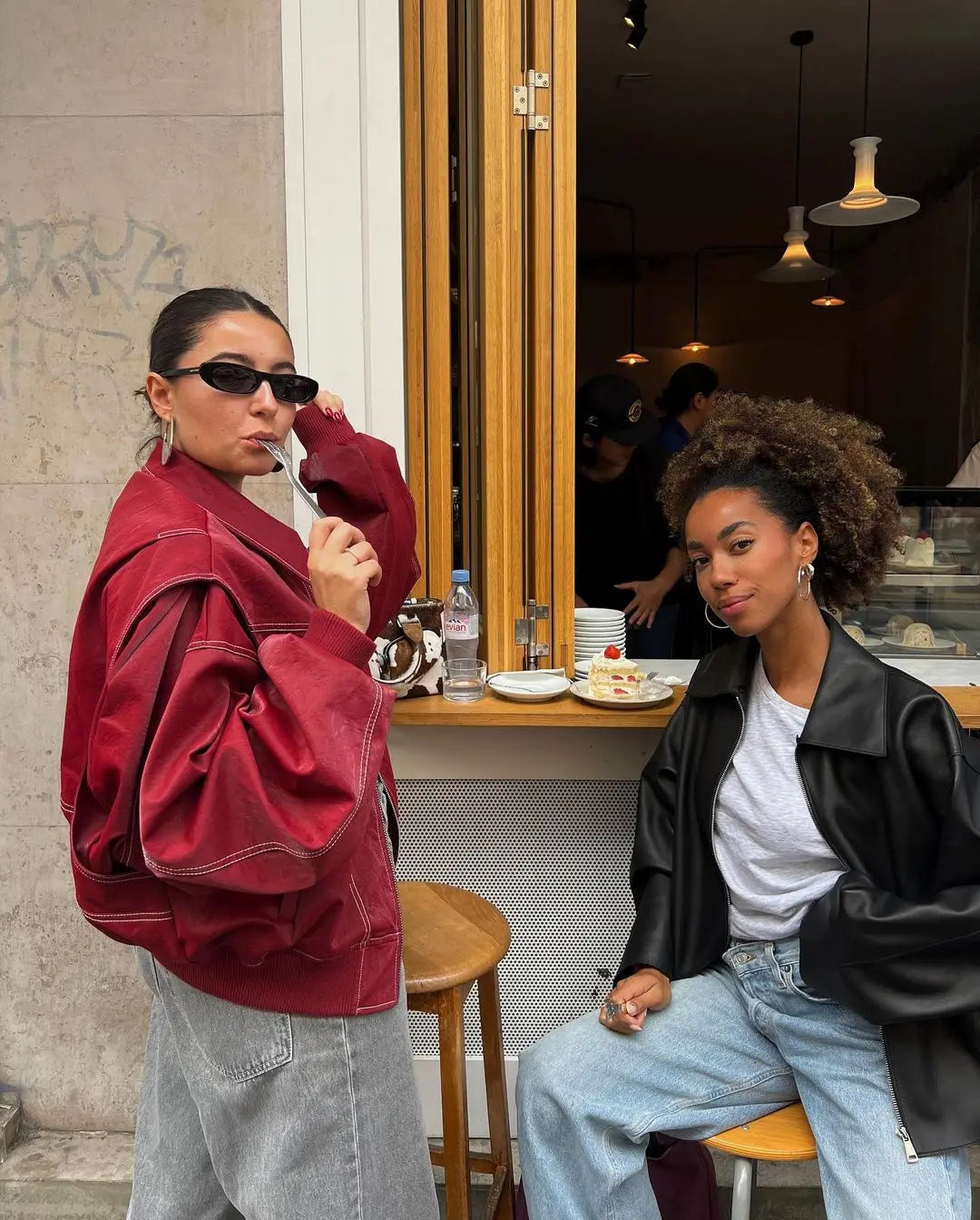 Burgundisch Zip up Jacke in Übergröße mit Kontrastnähten