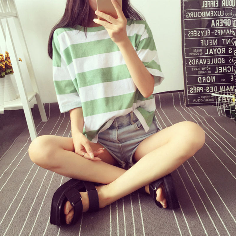 Damen gestreiftes Oversize-T-Shirt aus leichtem Baumwollmix