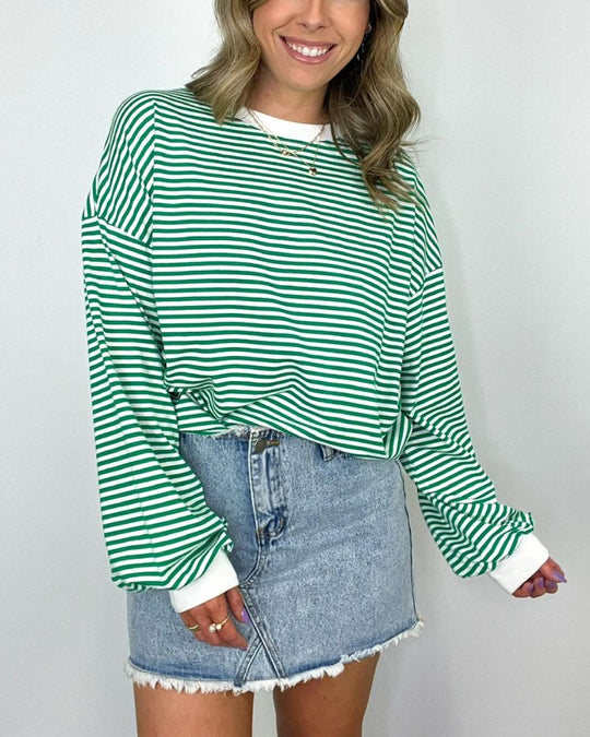 Gestreifter Übergroßer Pullover