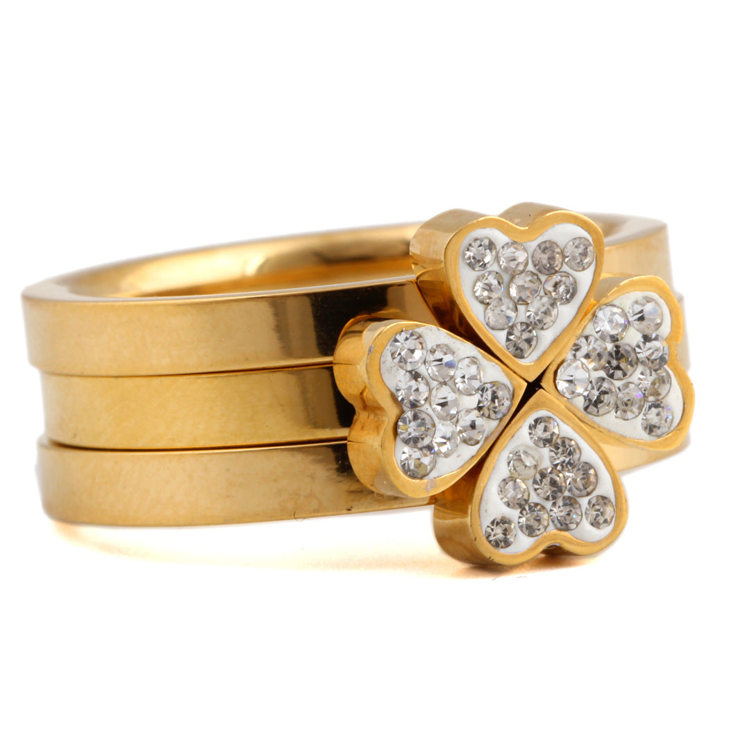 Damen Ring mit Herzdesign und strahlenden Zirkonia Shop Nory
