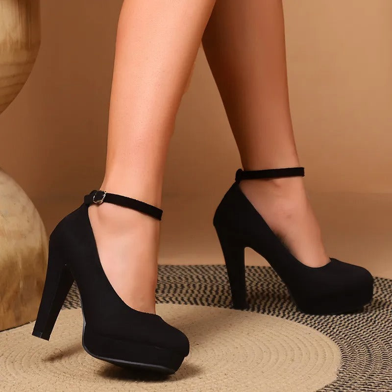 Elegante und Verführerische Hochhackige Schuhe