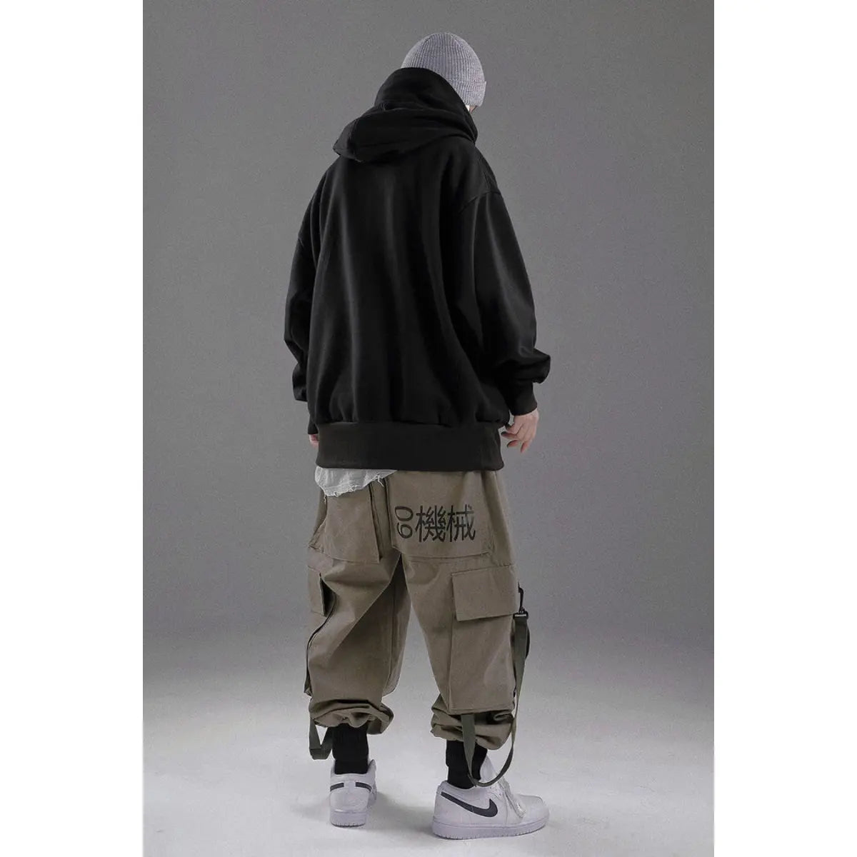 Ninja-Hoodie mit Doppeltem Ausschnitt