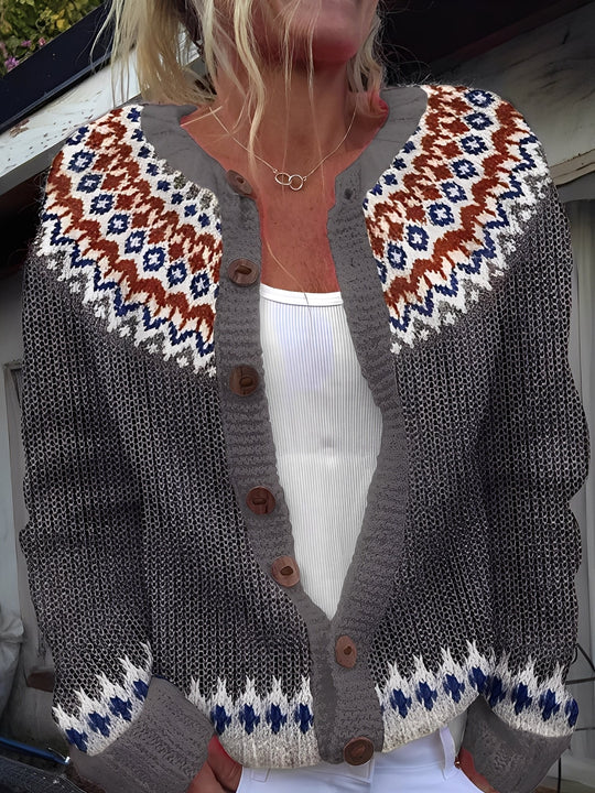 Elegante Damenstrickjacke mit Knöpfen