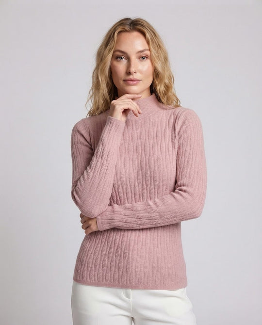 Damen Feinstrick-Mockneck-Pullover mit feiner Struktur und körperumspielender Silhouette Shop Nory