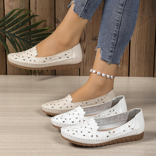 Blumige perforierte Loafer