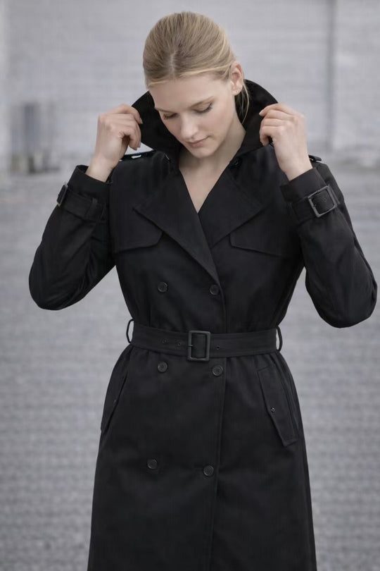 Trenchcoat mit Gürtel und Doppelknopf