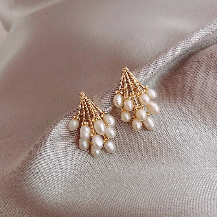 18K Vergoldete Silber-Ohrringe mit Perlenquaste – Noelle | Shop Nory