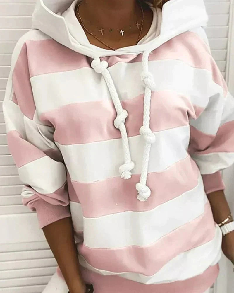 Hoodie Strickdetails Lockere Passform Weiche Materialien