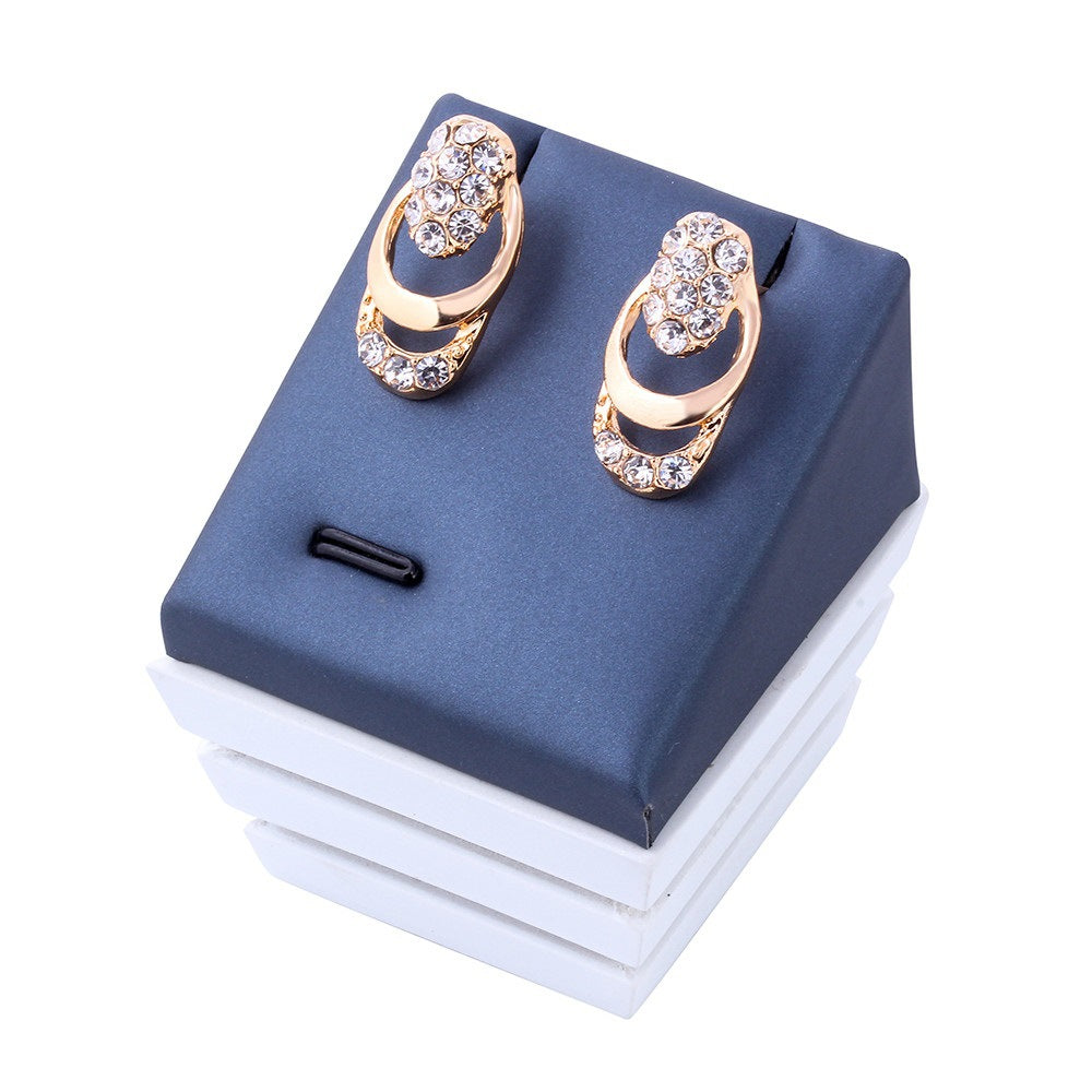 Damen Schmuckset mit elegantem Ketten-Design und funkelnden Zirkonia Shop Nory