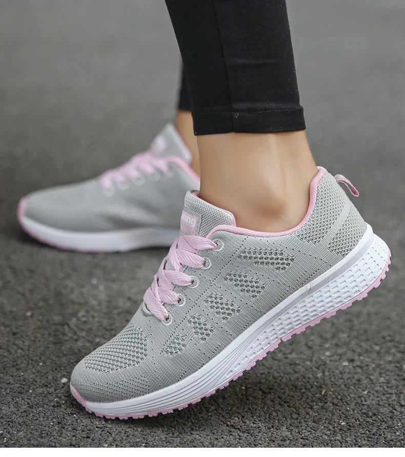 Leichte Turnschuhe aus Mesh