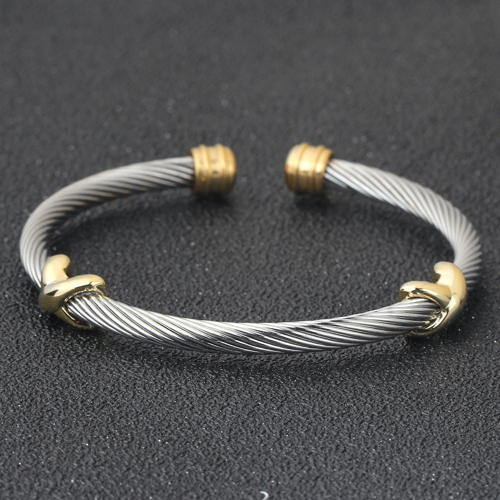 Damen Armreifen mit modernem Drahtdesign und eleganten Akzenten Shop Nory