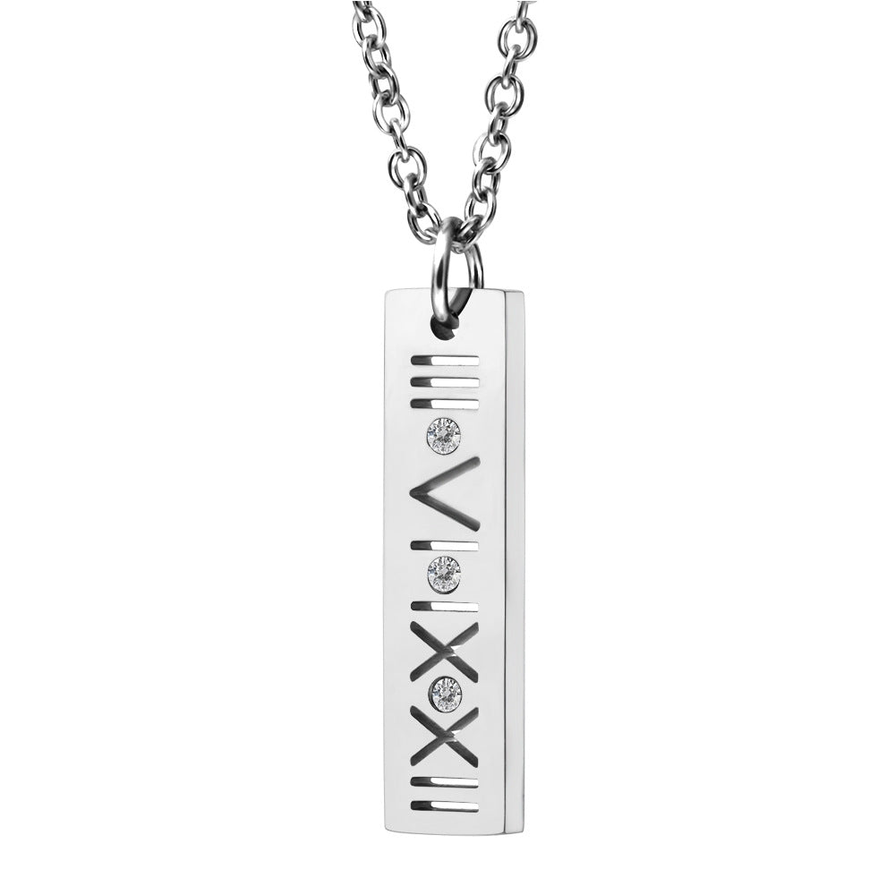 Damen Halskette mit gravierbarem Anhänger und funkelnden Zirkonia Shop Nory