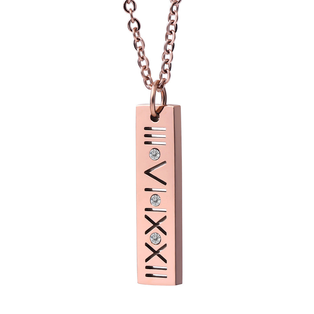 Damen Halskette mit gravierbarem Anhänger und funkelnden Zirkonia Shop Nory