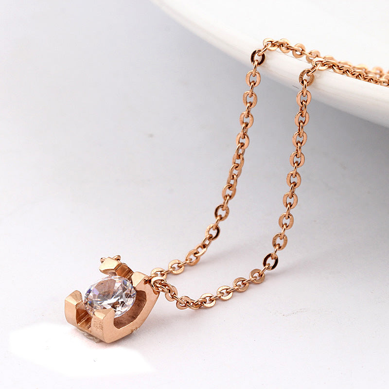 Damen elegante Zirkonia-Halskette mit hochwertiger Edelstahlkette Shop Nory